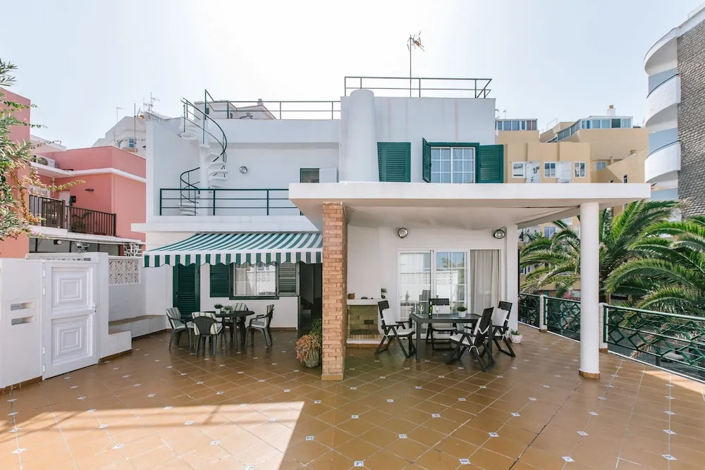 Casa La Joya del Puerto, Primera Línea en Pleno Centro