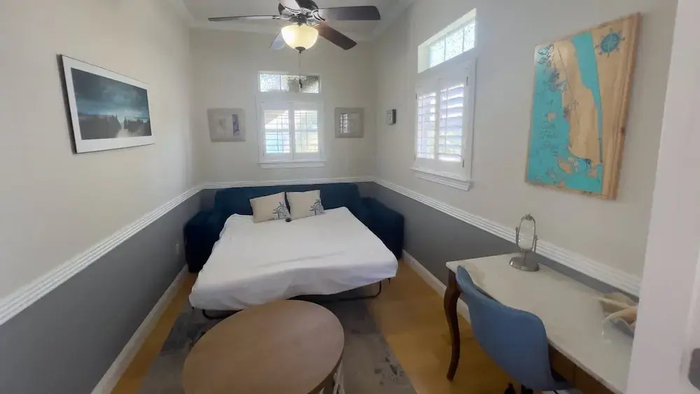 Luxury - 1 min to Beach - Pool - New Remodel