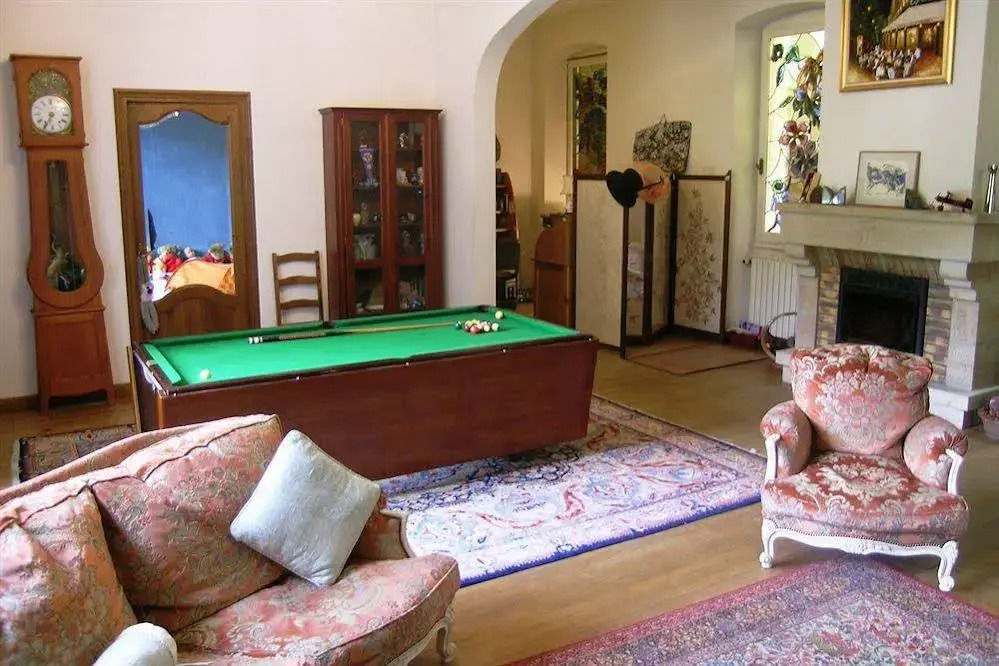 Villa Aimée Luxury Apartments with Heated Pool