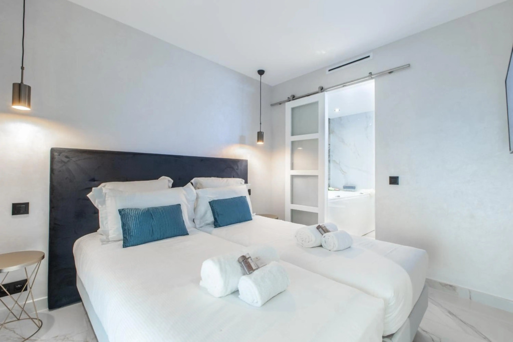 Résidence Topaze - Central - Luxurious - 50m Croisette Palais - LRA CANNES