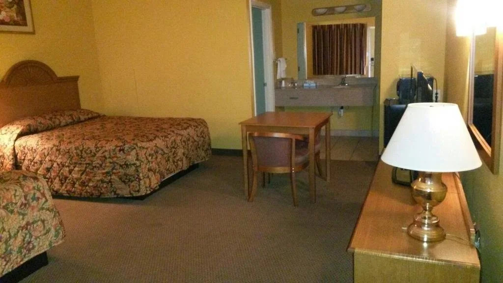 Americas Best Value Inn-Nacogdoches