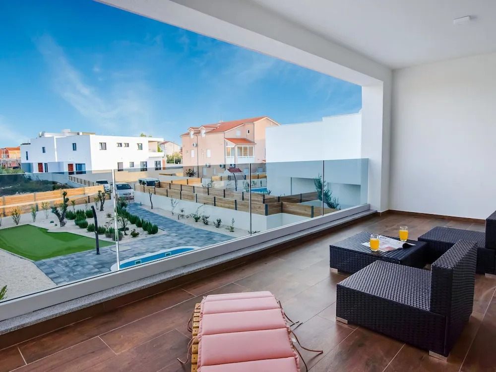 Dreamy Villa in Vodice With Private Swimming Pool