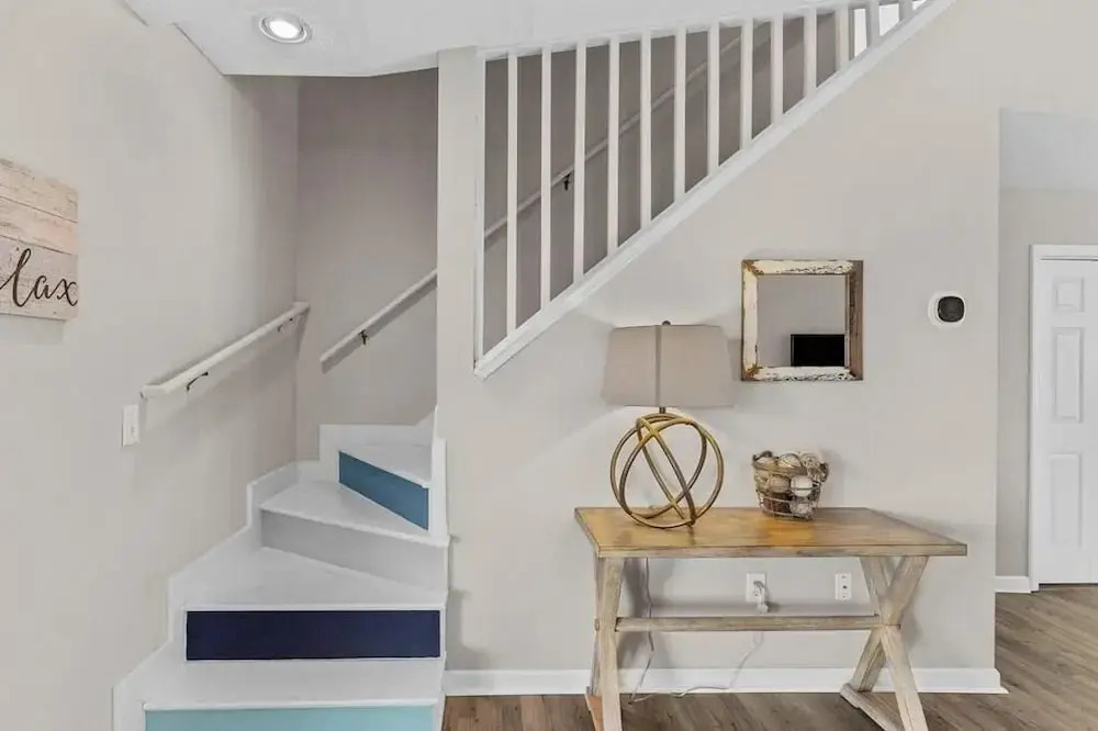 Life of Sea-Renity 112 Burlington Street home