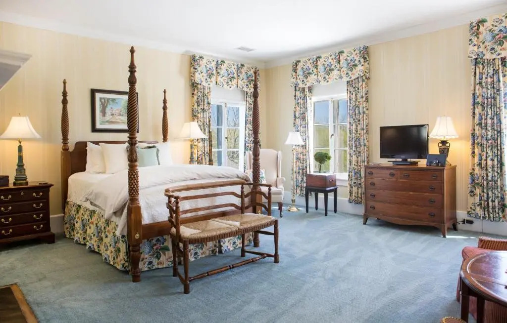 Inn at Warner Hall