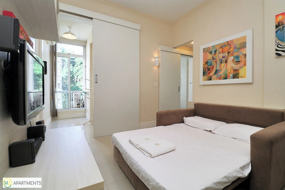 MZ Apartments Leme III