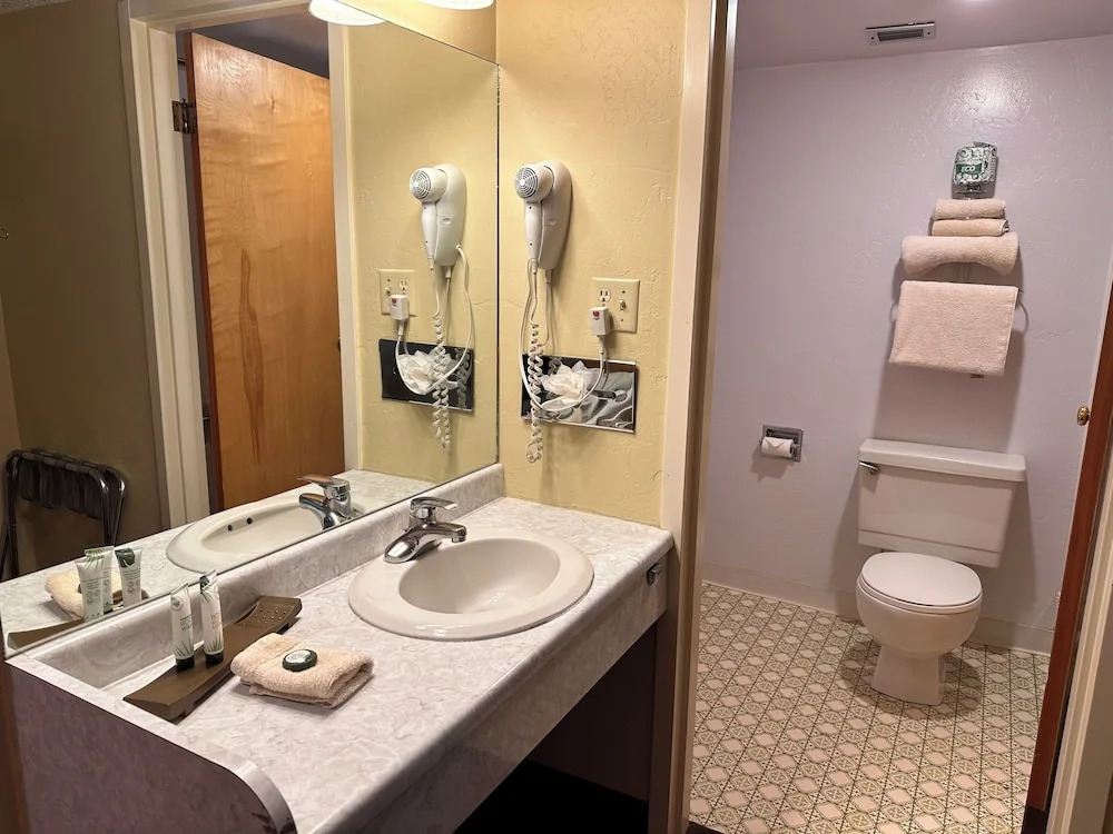 Gateway Lodge
