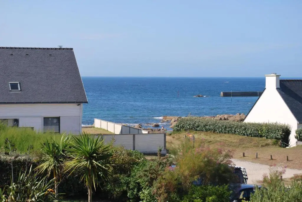 Ty wezenn MAISON à 30 m de la mer, location du samedi au samedi