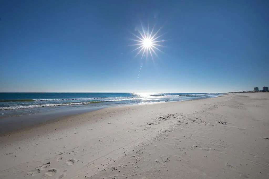 Spacious 3BR 3Bath 12th Floor, Million-Dollar Gulf Views