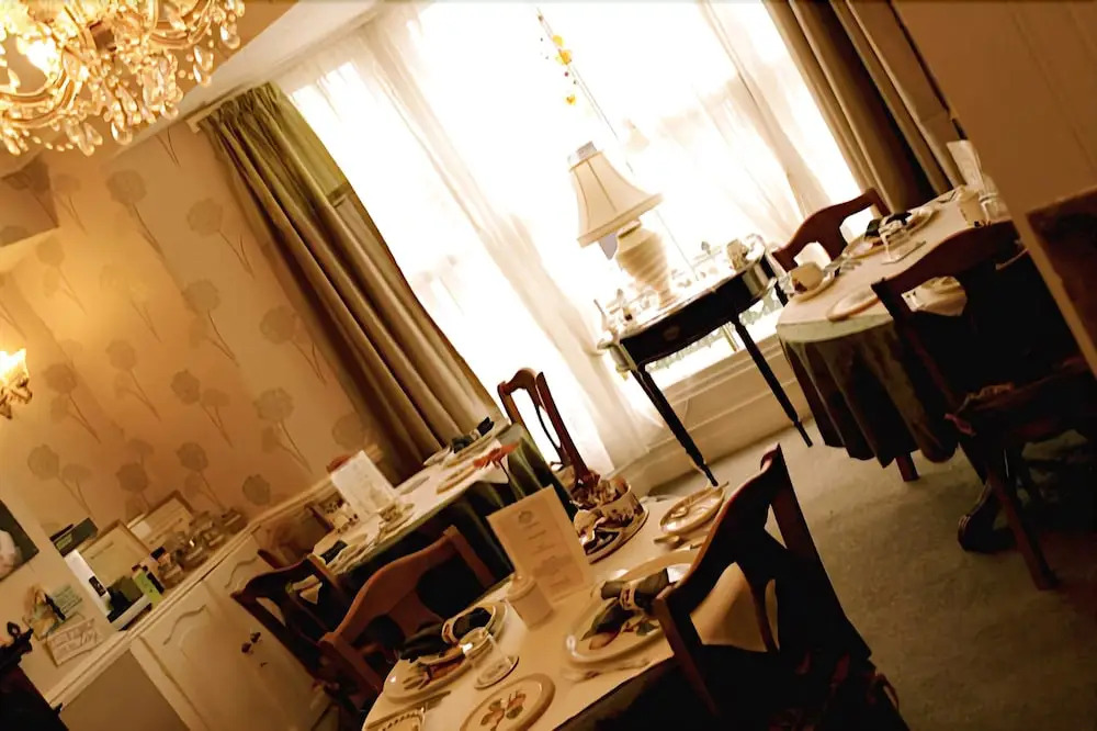 Ivy Bank Guest House, Tenby