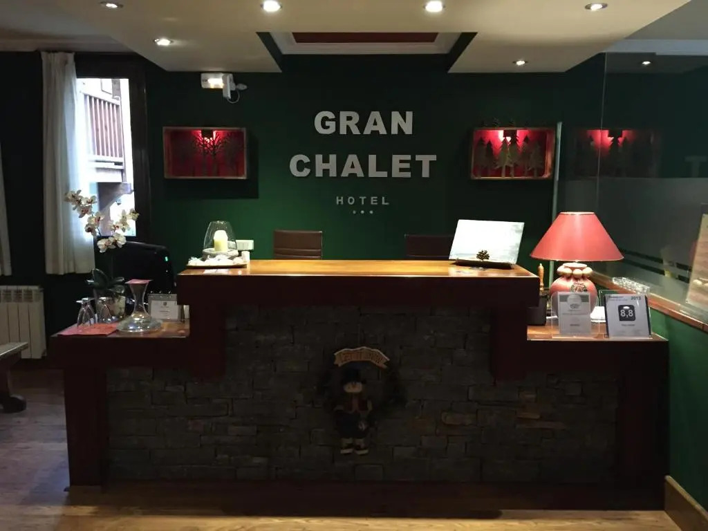 GRAN CHALET Hotel & Petit SPA