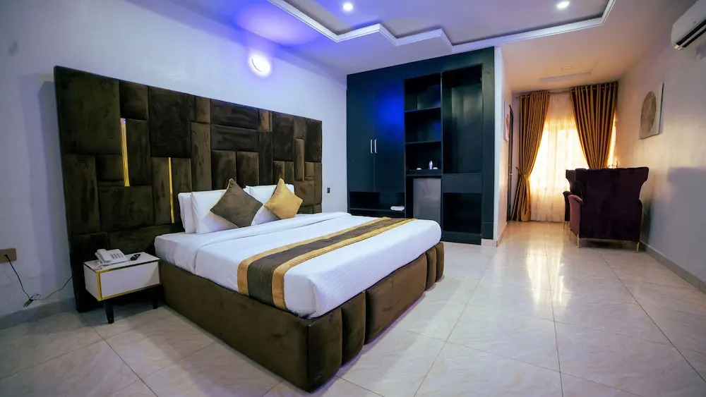 Deluxe Luxurious Room - Pool - Spa - Gym - Parking