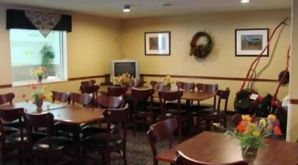 Fairgrounds Inn