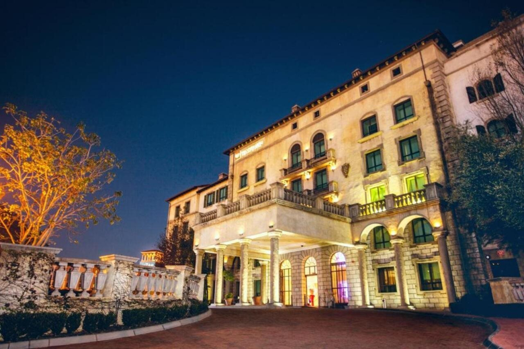 Piazza Hotel Montecasino