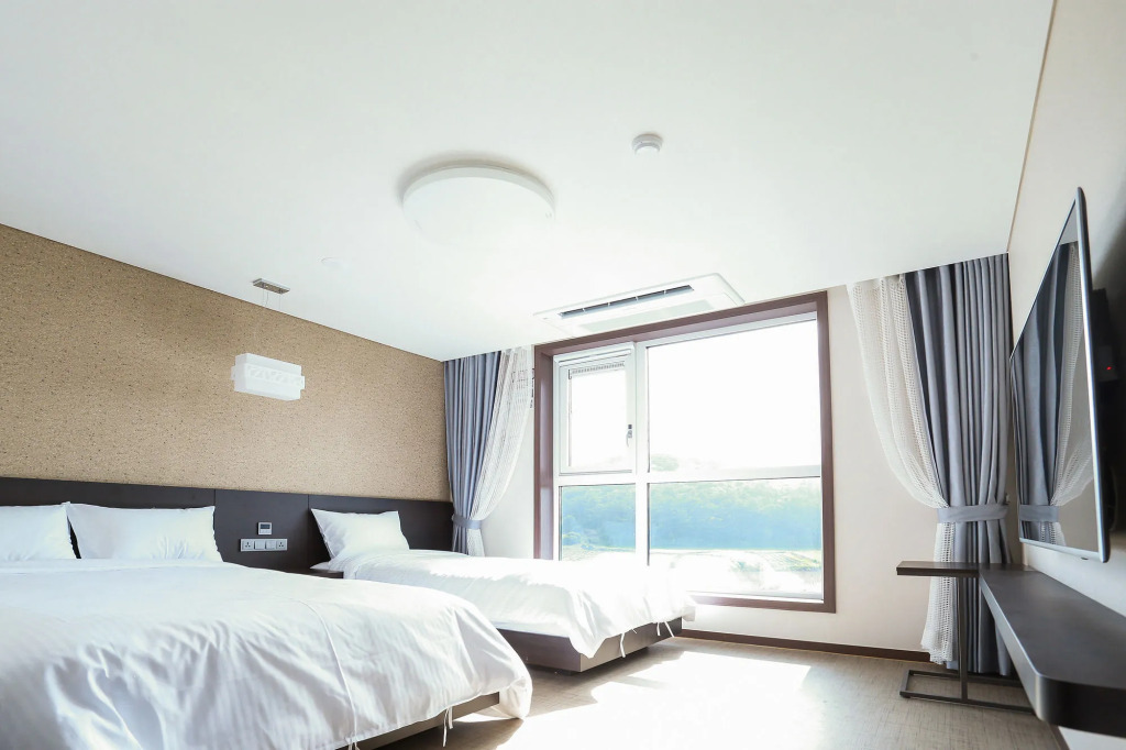 Jeju Stay in Seongsan Hotel