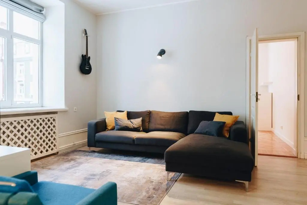 2BDRM City Center Apartment with Sauna and Free Parking