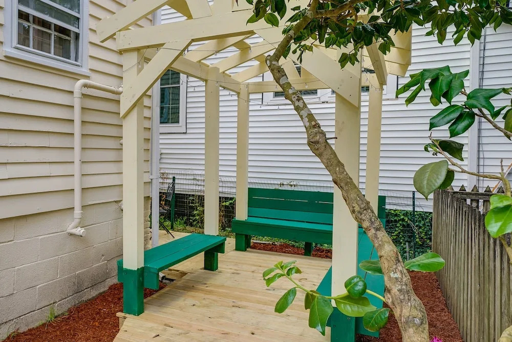 Wilmington Vacation Rental, Walk to Downtown!