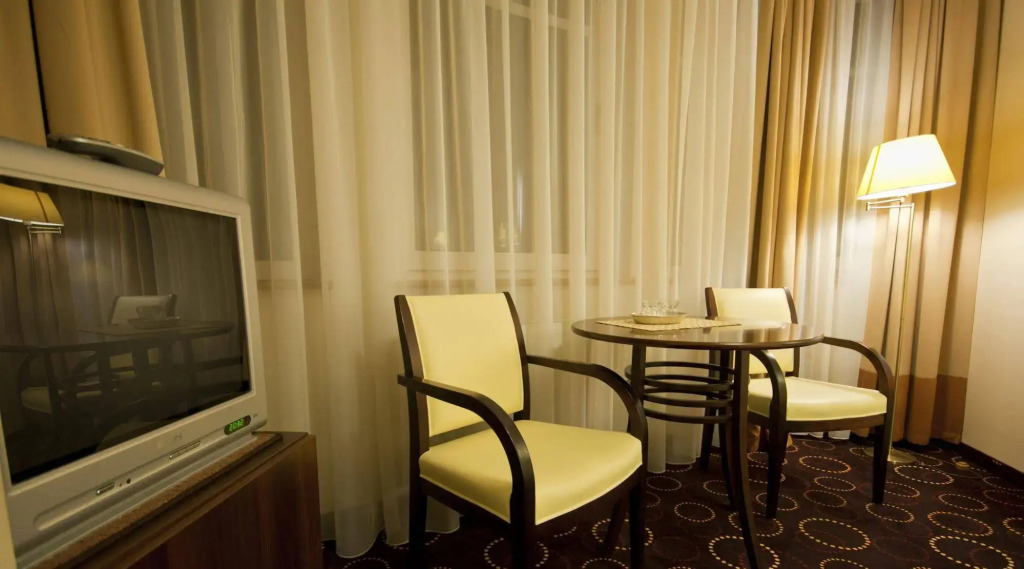 La Petite APARTMENTS & ROOMS