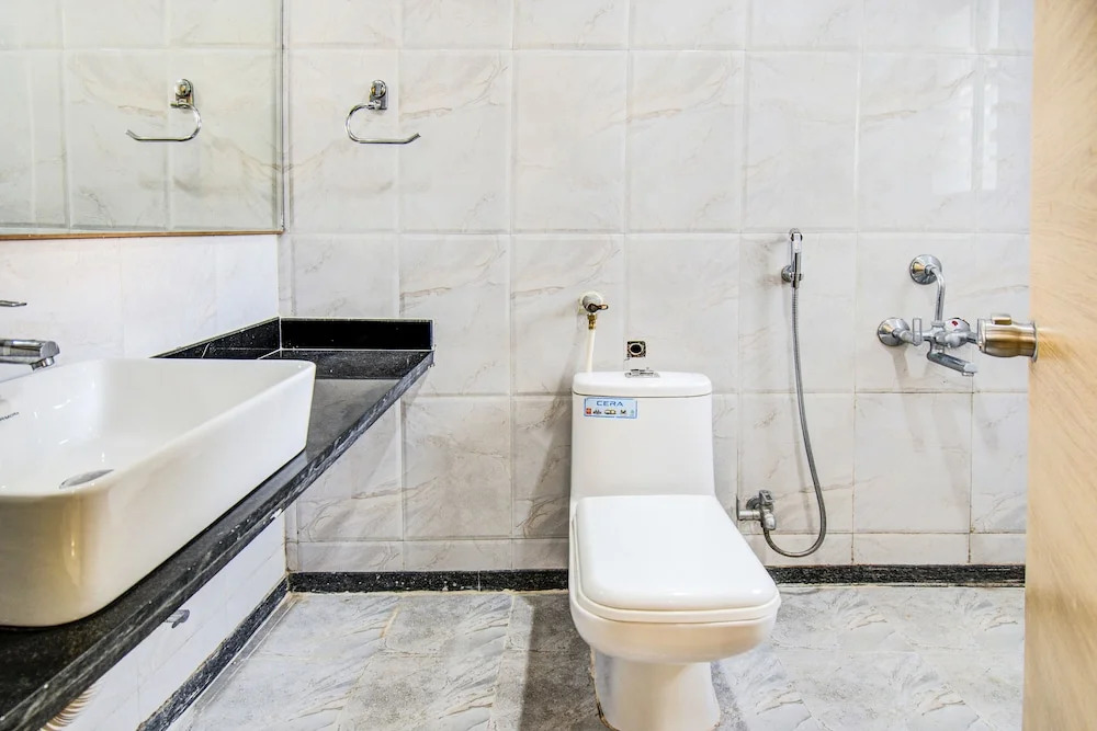Fabhotel Krishna Regency