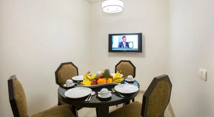 Orient Queen Homes Hotel