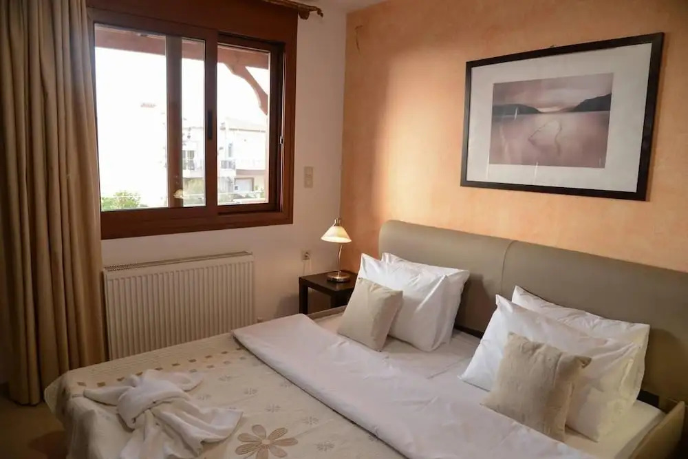 Spotless Apt in the Heart of Sisi