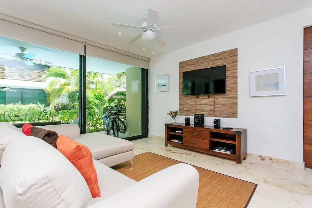 Poolfront Tulum Condo! Near Mayan Ruins & Beach by Stella Rentals