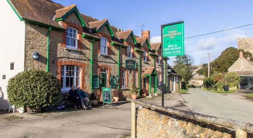 Three Horseshoes Inn
