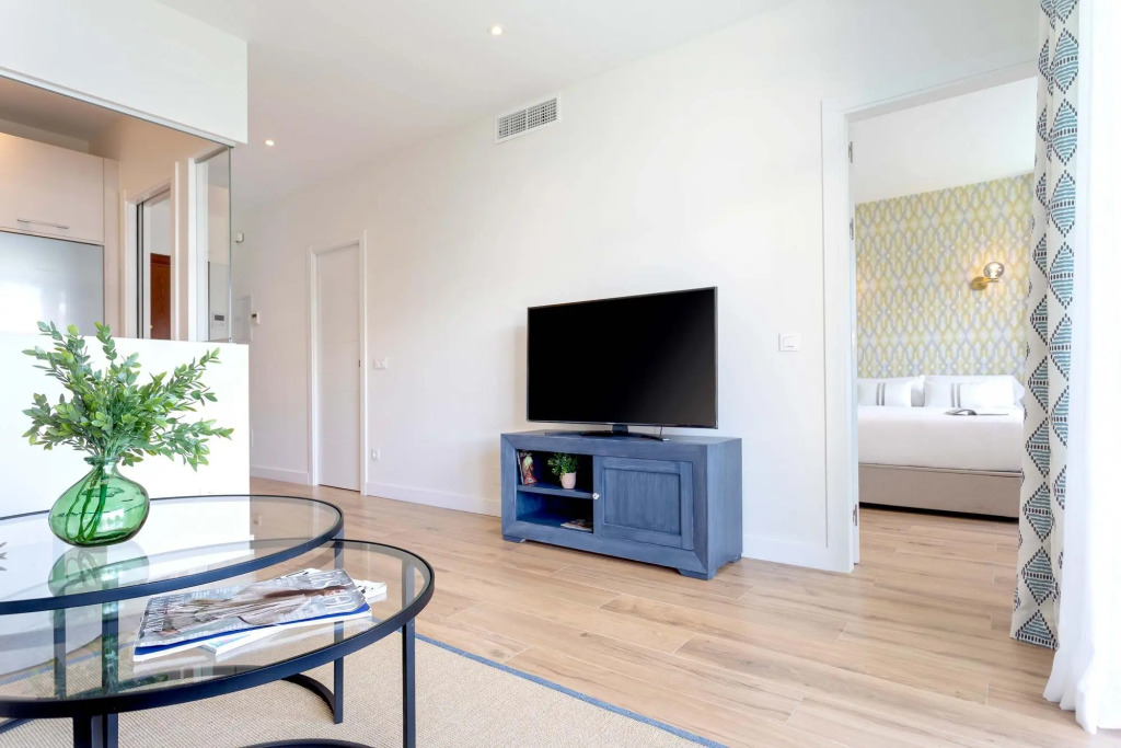 Magnific 2BD apartment with private terrace. Ricardo Soriano II