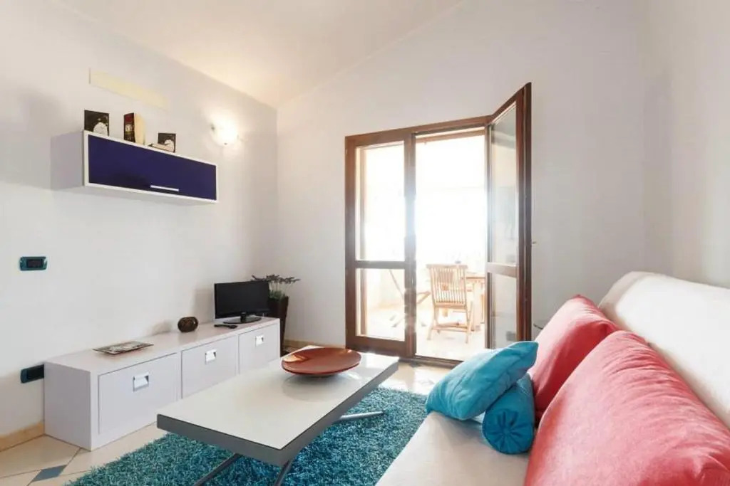 Giaco's Apartments 1