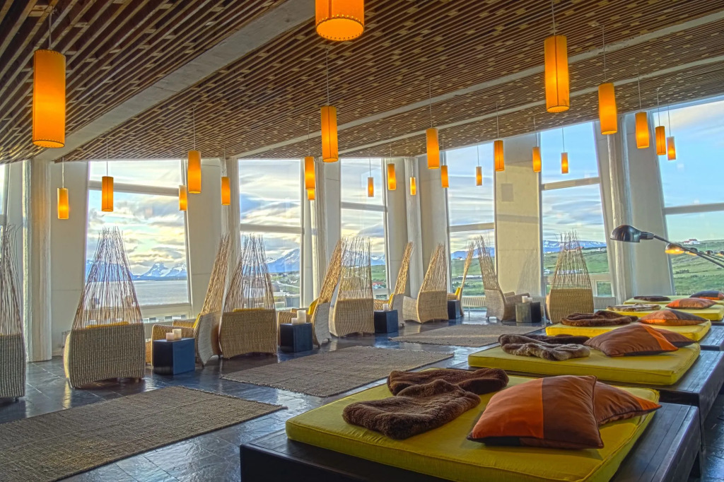 Remota Hotel