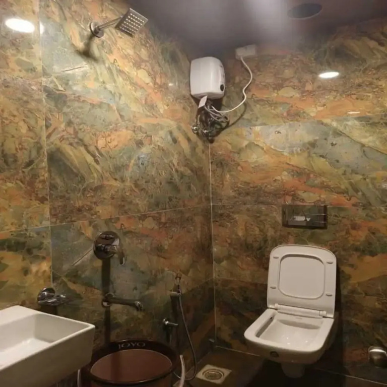 Hotel Pride Suites