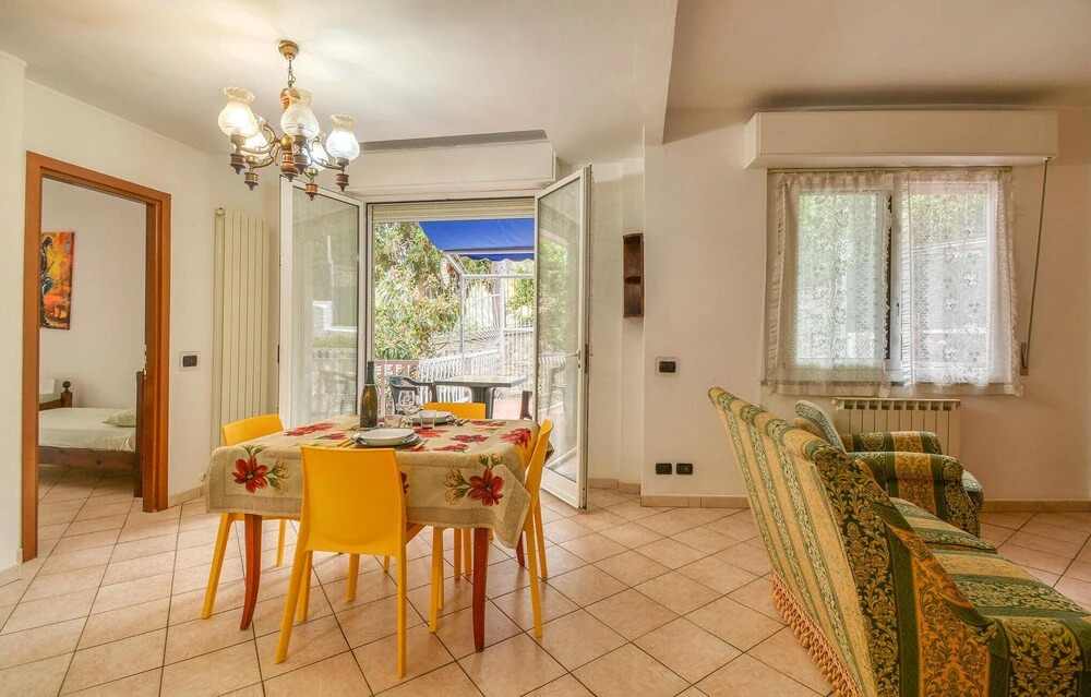 Nice Apartment in Sanremo With Wifi and 2 Bedrooms