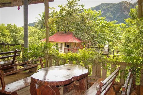 Smiley Bungalow