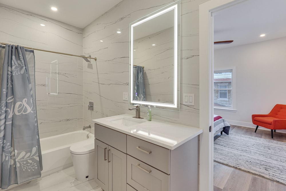 Historic Meets Modern! Family Home in Midtown KC