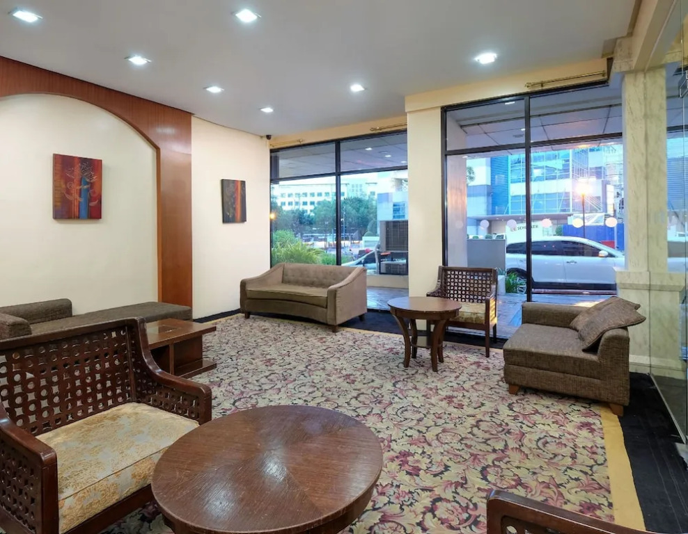 ZEN Rooms Woodridge Mckinley BGC