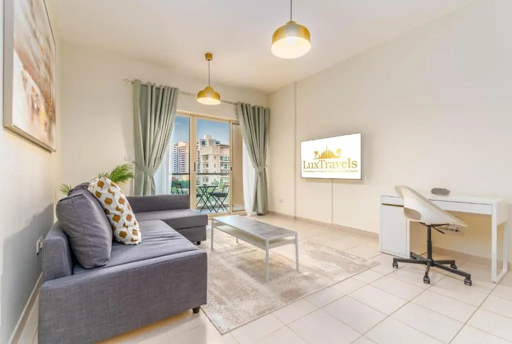 Lux BnB 1BD Greens & Views