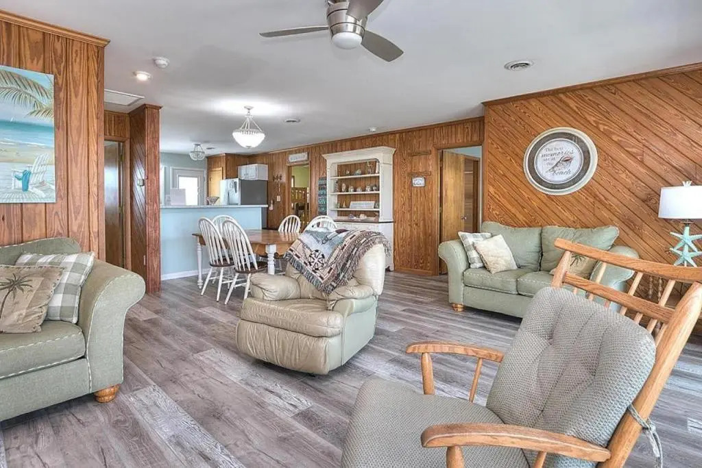 Ocean Breeze Retreat