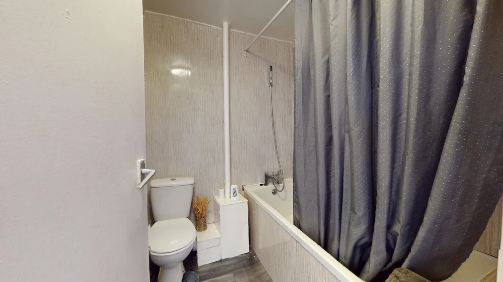 Amazing and Immaculate 2-bed House in Manchester