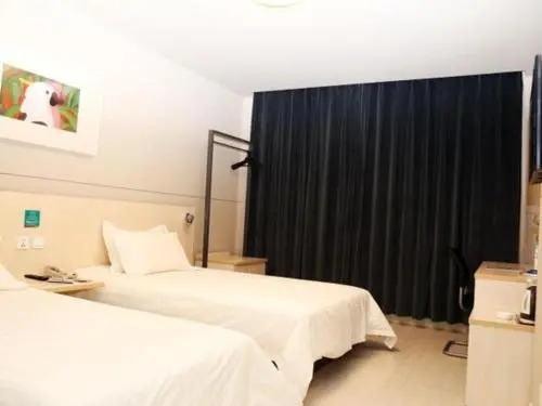 Jinjiang Inn Qianan Middle Yanshan Road Branch