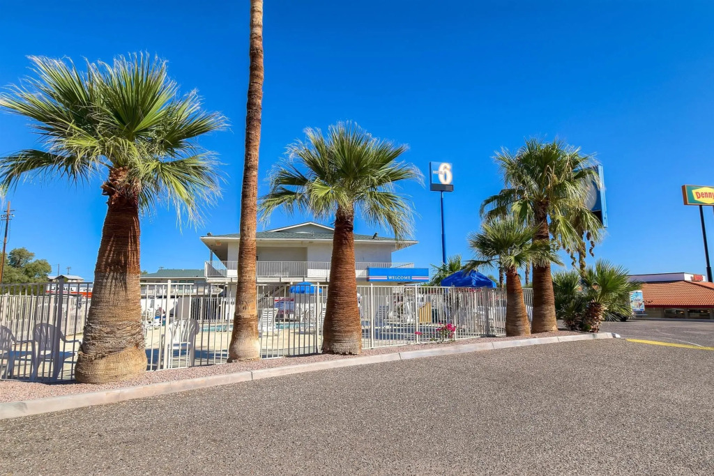 Motel 6-Needles, CA