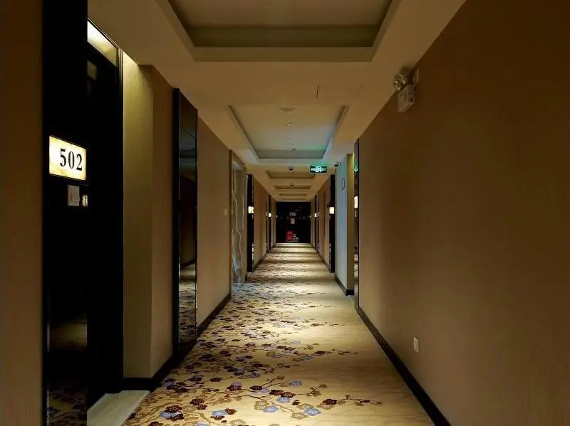 Henghe Selected S-Design Hotel Guangzhou Baiyun Railway Station International Garment City Branch