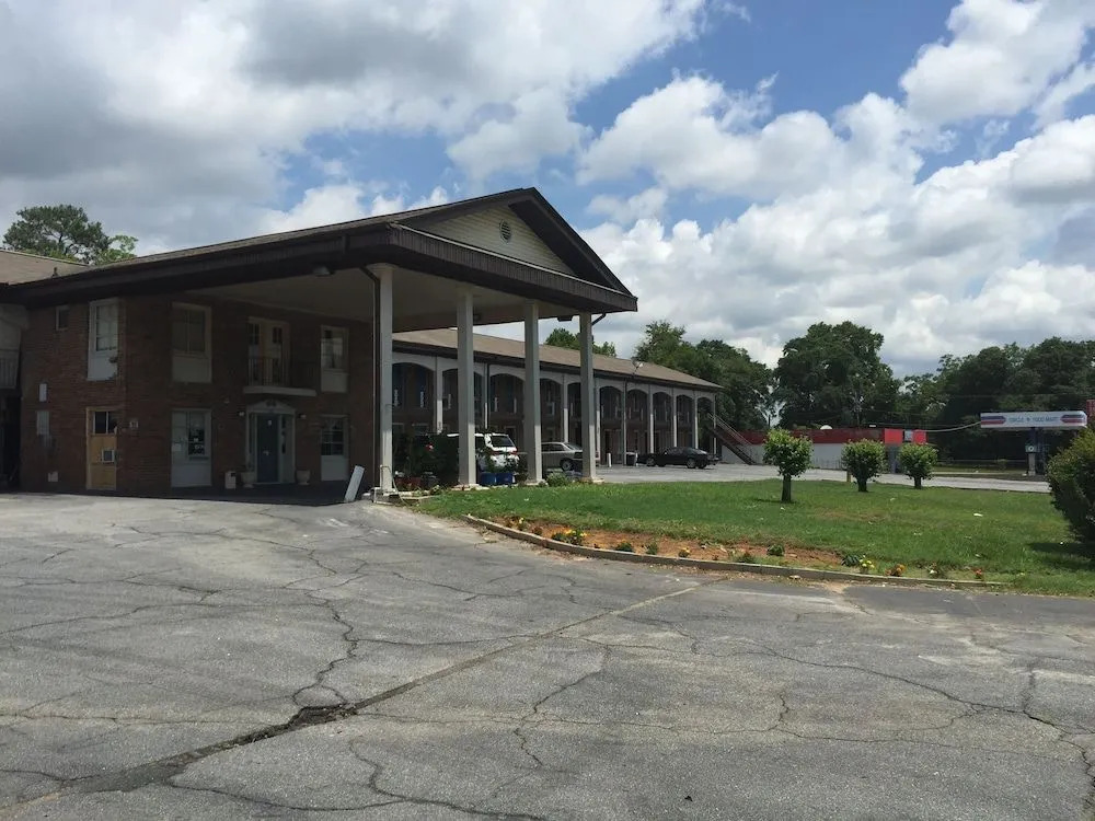 Scottish Inn and Suites Perry