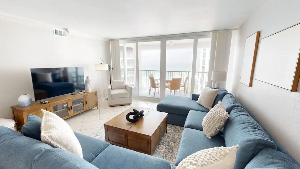 Shoreline Towers 1074 2 Bedroom Condo