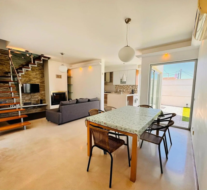 Alfarim House - close to Meco beach and Sesimbra