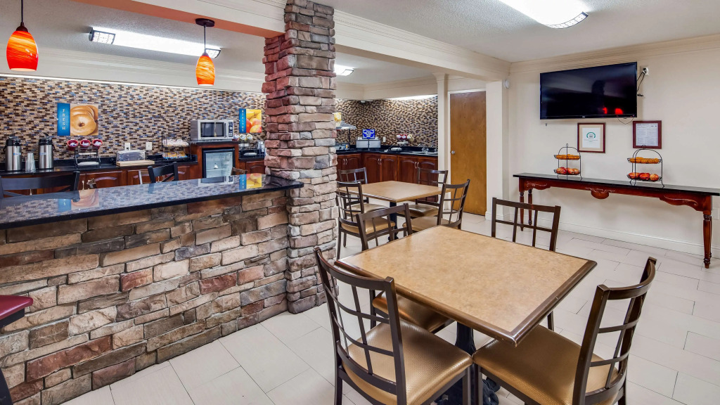 Best Western Inn & Suites of Macon