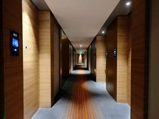 Lingzhi Hotel Duyun