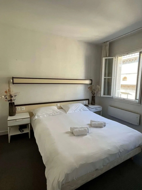 Hotel Des Grands Hommes - Bordeaux Centre