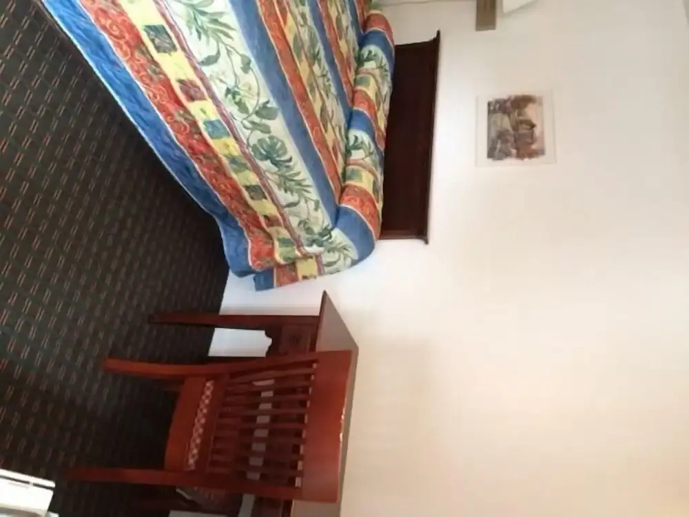 Royal Inn Motel