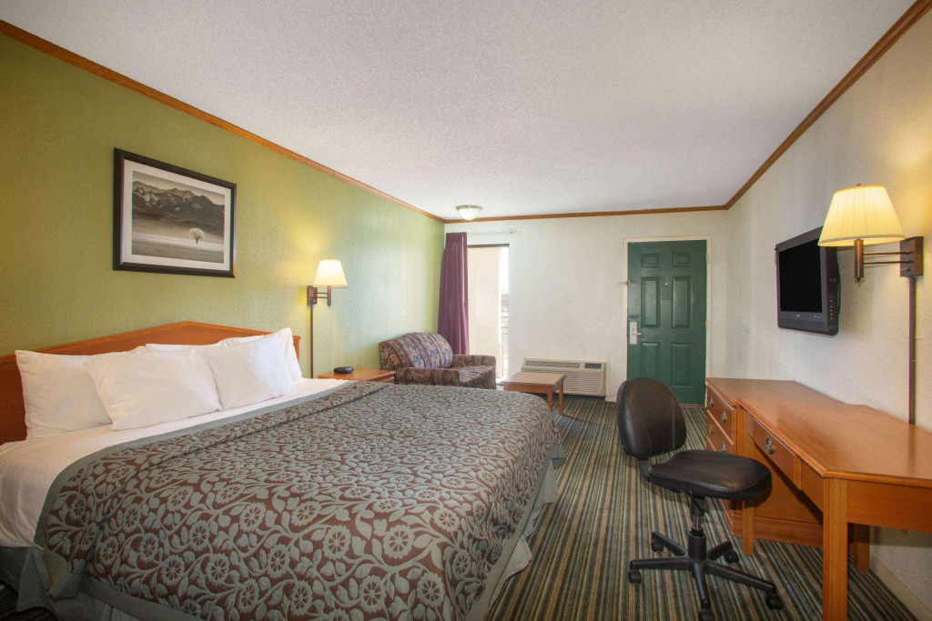 Days Inn Wichita West