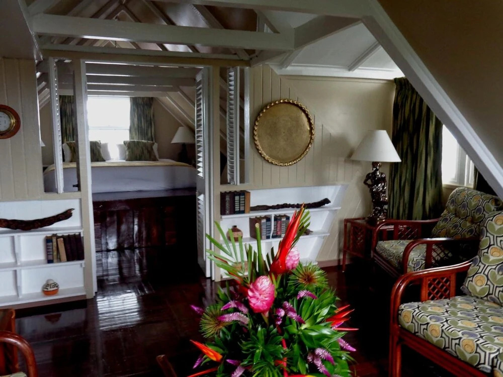 Cara Lodge Hotel