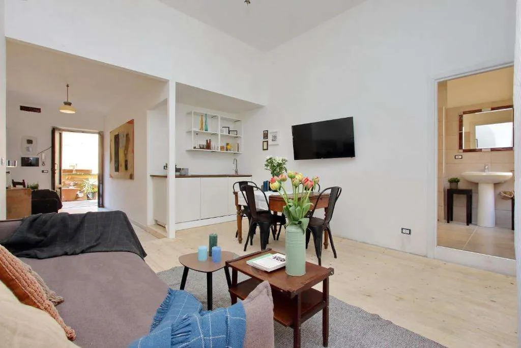 Amleto Apartments